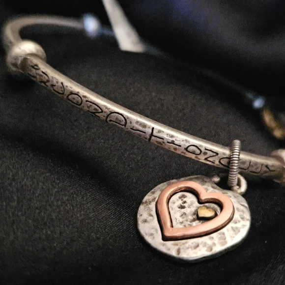 Brighton ART & SOUL Mother Love Family Bangle Bracelet. - Picture 6 of 8